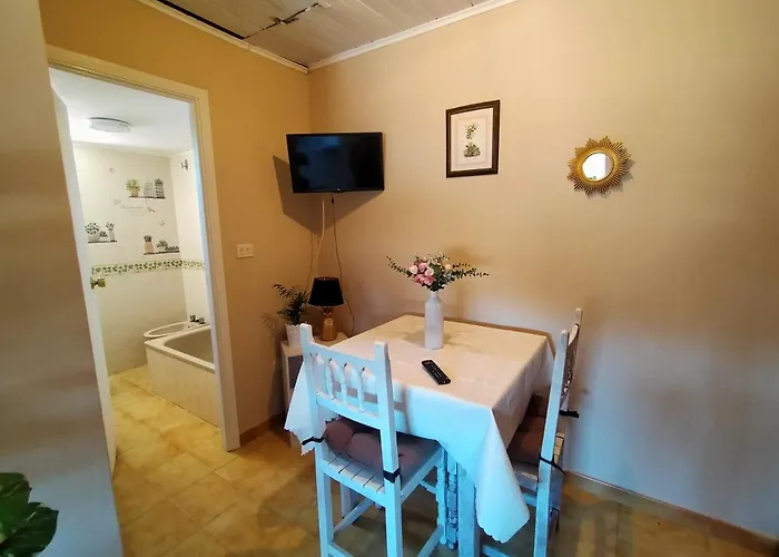 Διαμέρισμα Acogedor Atico Sin Ascensor Casa Portela *